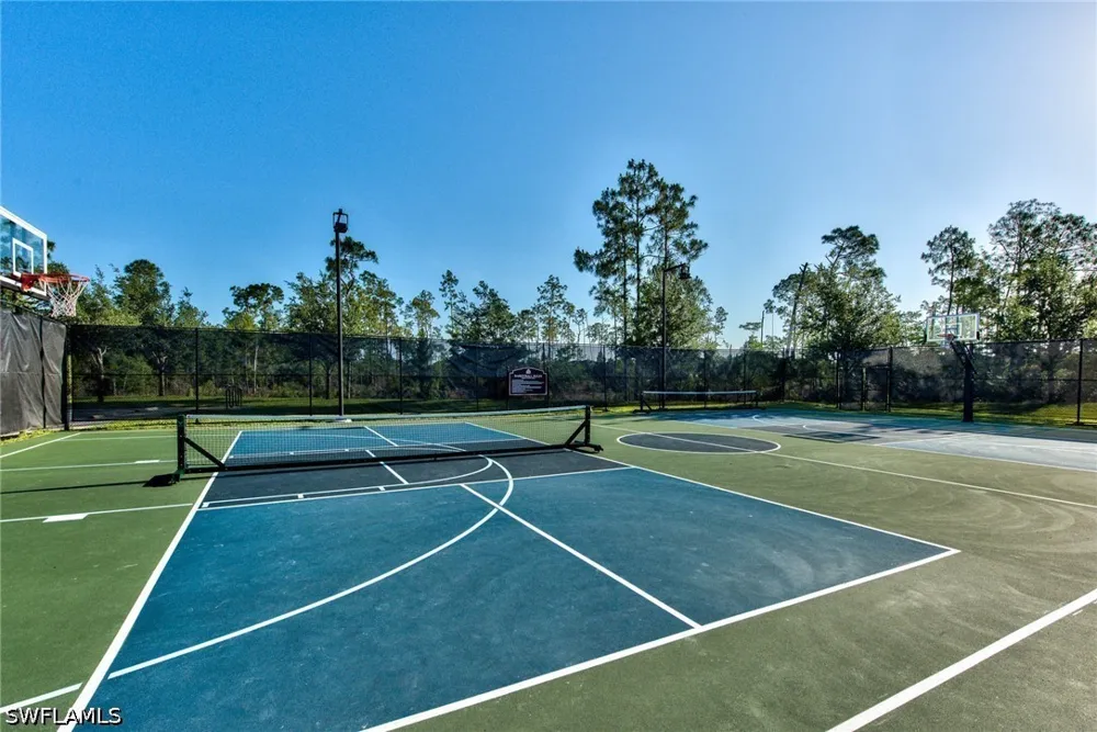 Tigris Lane Naples, FL 34119