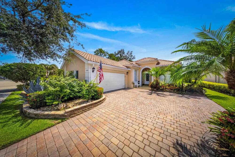 10811 SW Candlewood Road Port St. Lucie, FL 34987