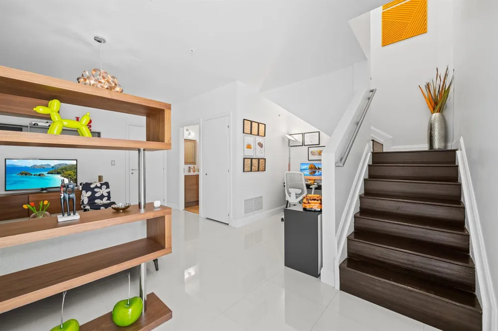 757 NE 4TH AVENUE Fort Lauderdale, FL 33304