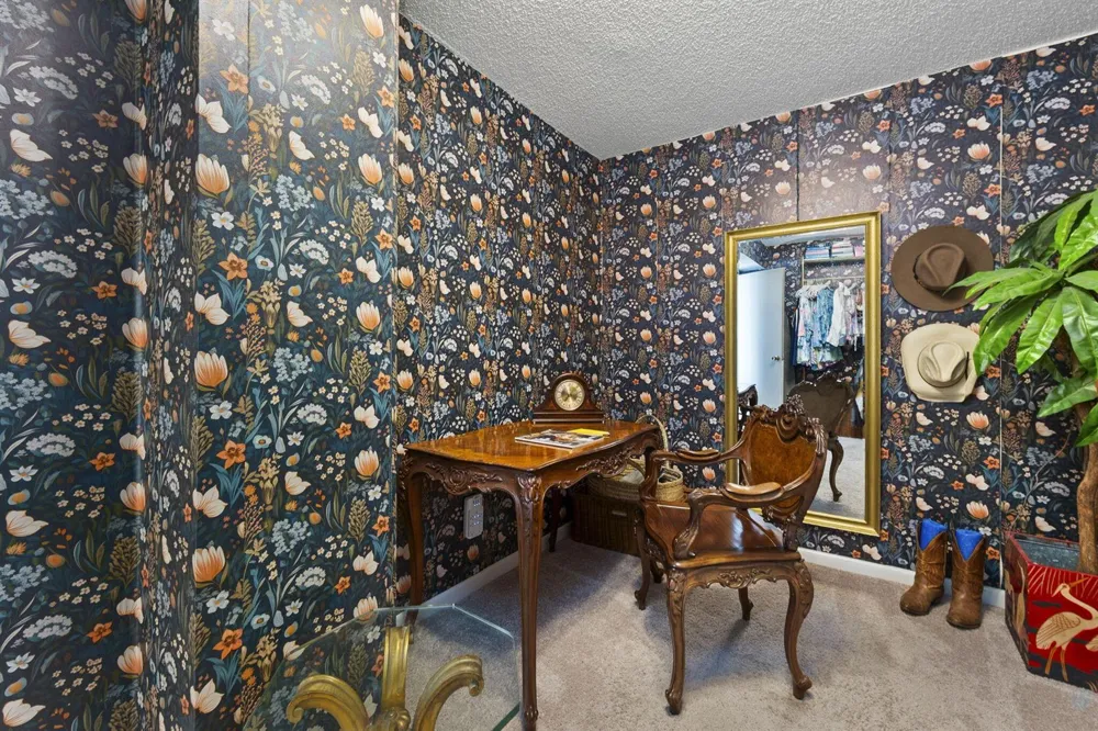3400 TWIN LAKES TERRACE #206 Fort Pierce, FL 34951