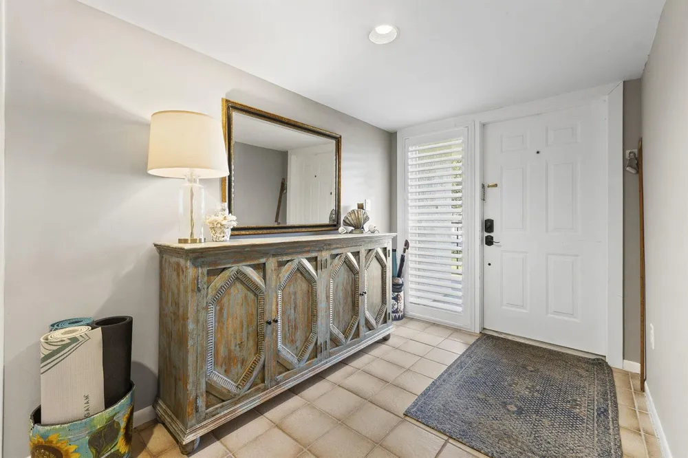 3400 TWIN LAKES TERRACE #206 Fort Pierce, FL 34951