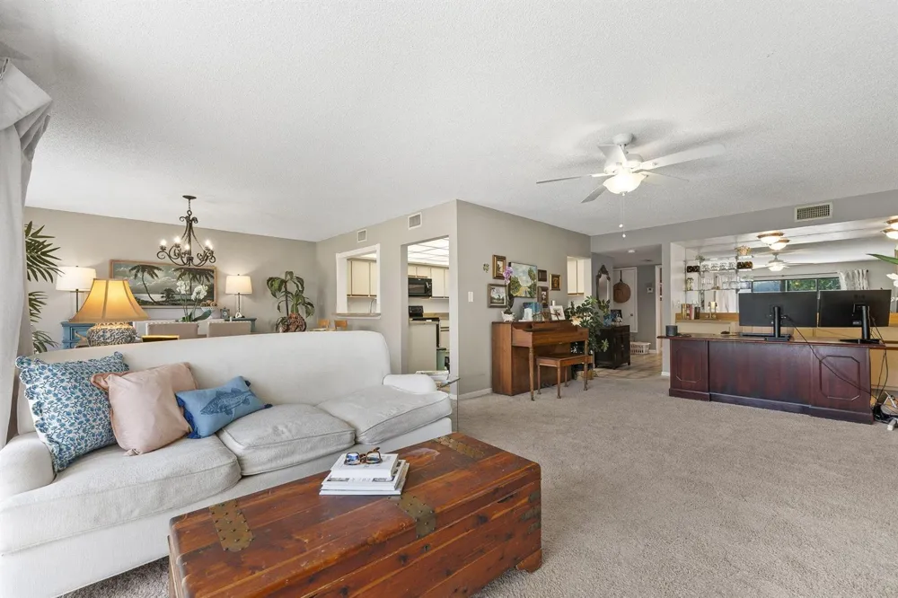 3400 TWIN LAKES TERRACE #206 Fort Pierce, FL 34951