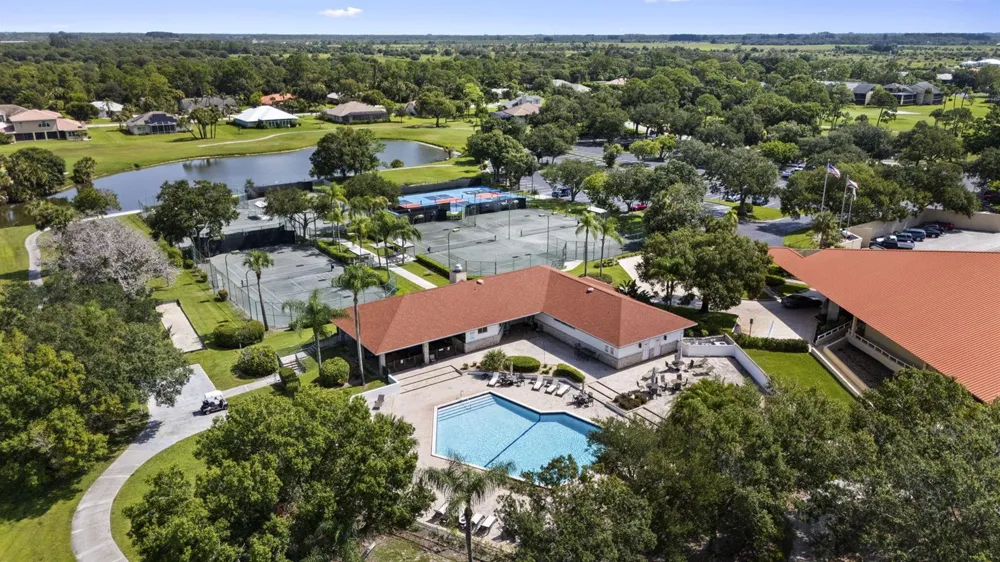 3400 TWIN LAKES TERRACE #206 Fort Pierce, FL 34951