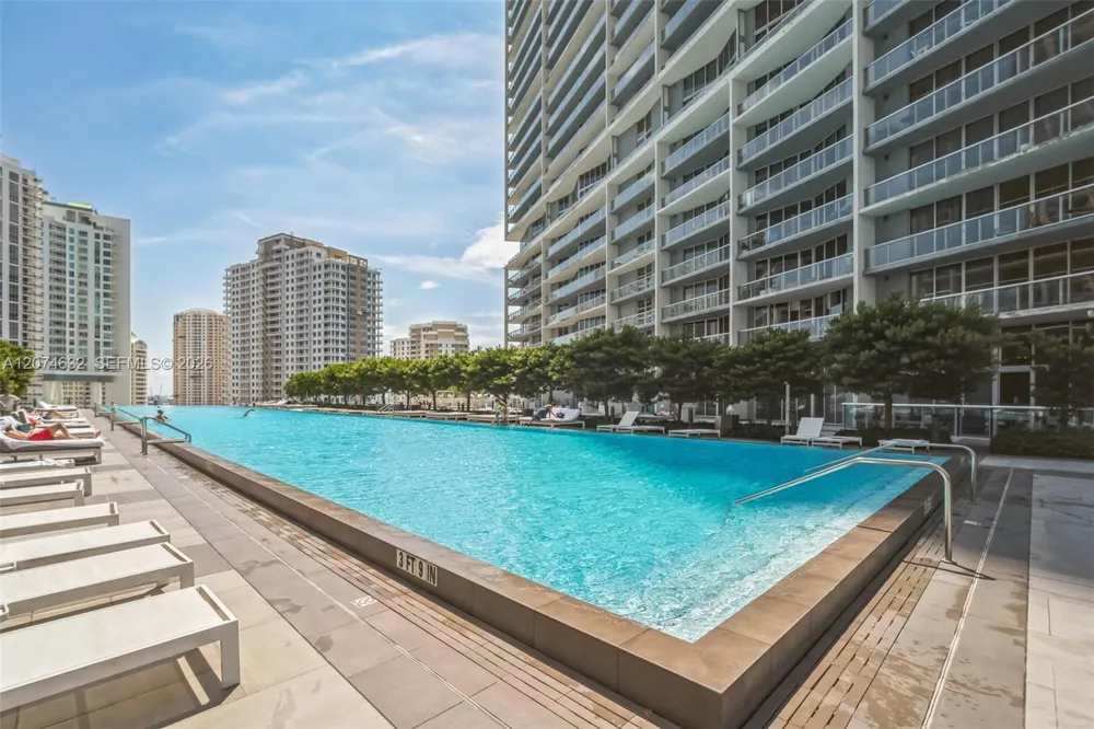 475 Brickell Ave #1412 Miami, FL 33131