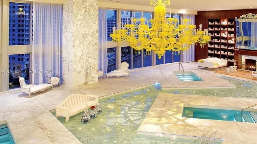 475 Brickell Ave #1412 Miami, FL 33131