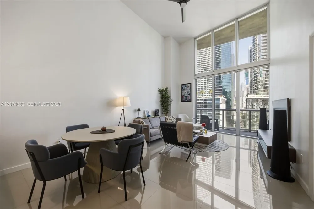 475 Brickell Ave #1412 Miami, FL 33131