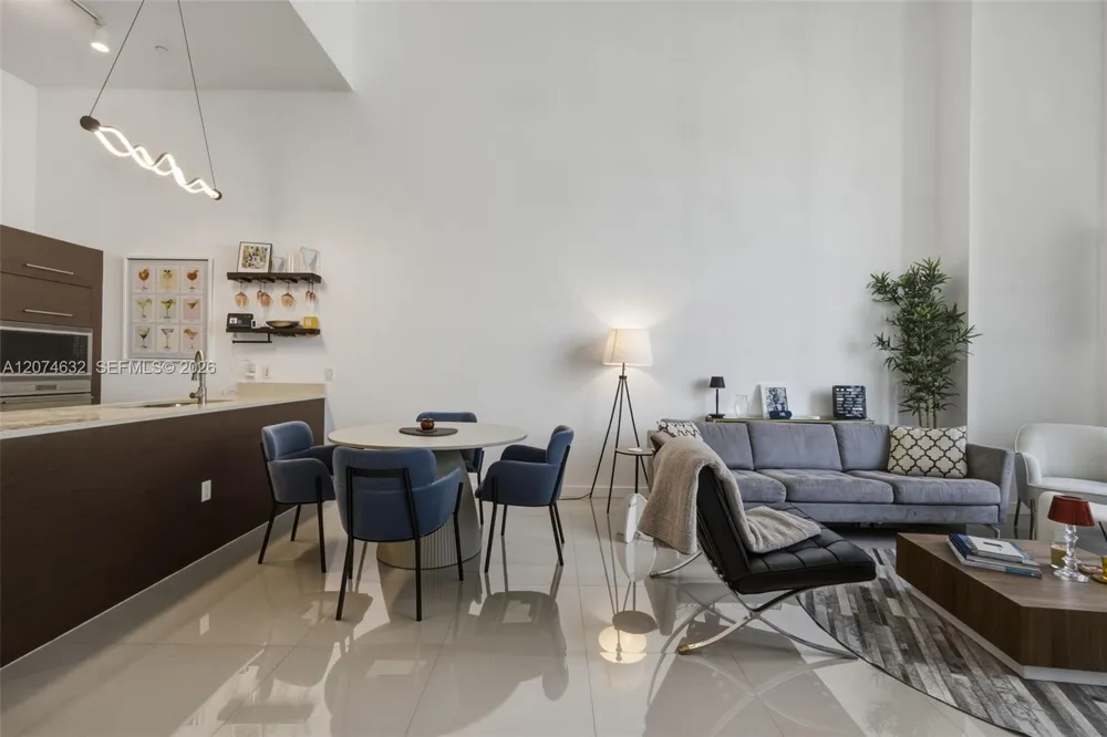 475 Brickell Ave #1412 Miami, FL 33131