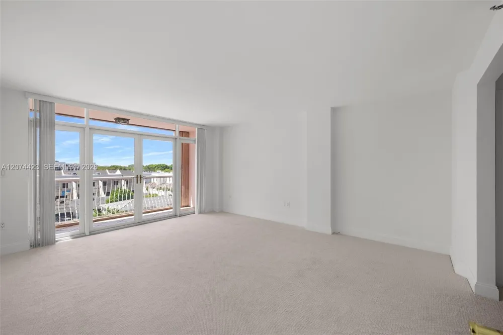 721 Biltmore Way #601 Coral Gables, FL 33134