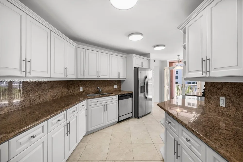 721 Biltmore Way #601 Coral Gables, FL 33134