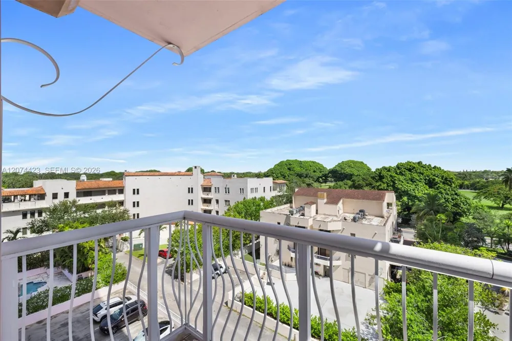 721 Biltmore Way #601 Coral Gables, FL 33134