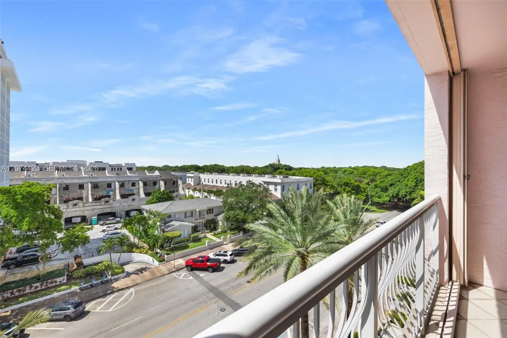 721 Biltmore Way #601 Coral Gables, FL 33134
