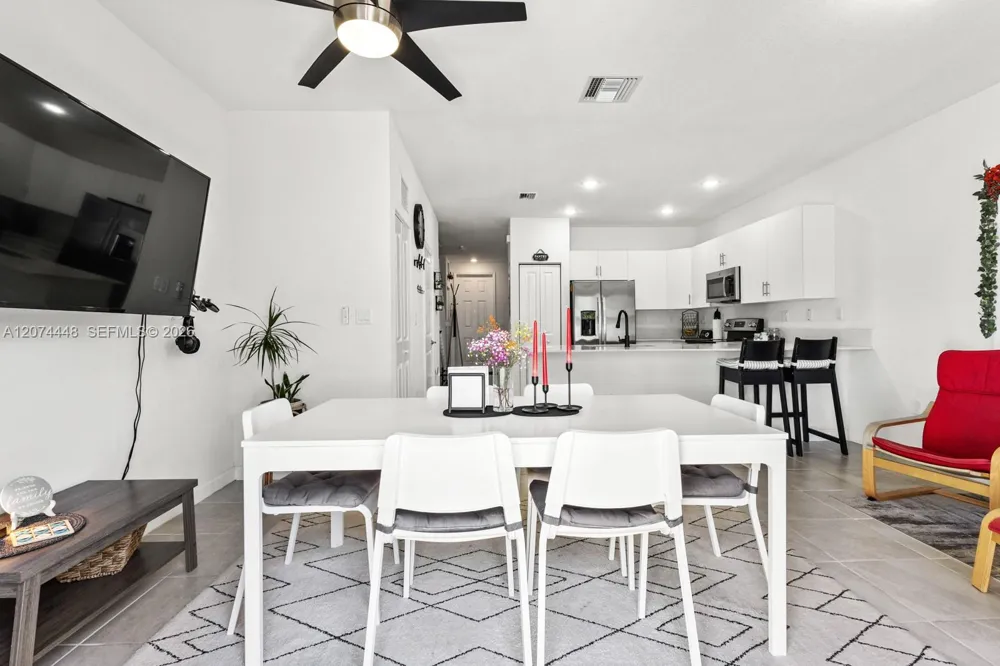 11438 W 34th Ct #11438 Hialeah, FL 33018