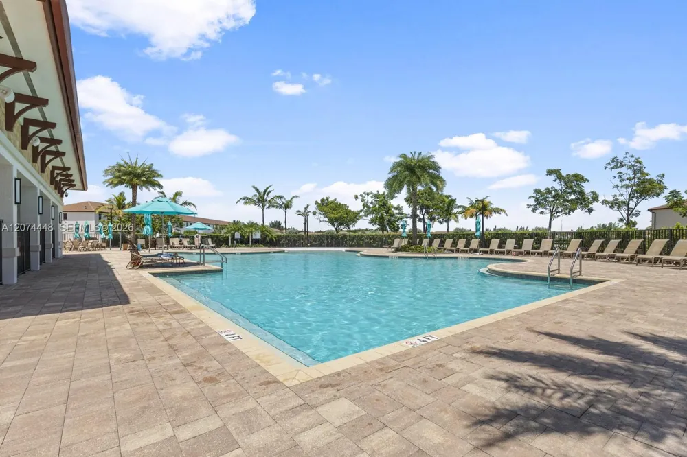 11438 W 34th Ct #11438 Hialeah, FL 33018