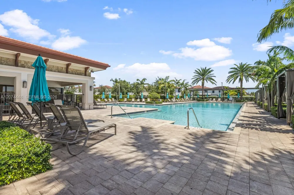 11438 W 34th Ct #11438 Hialeah, FL 33018