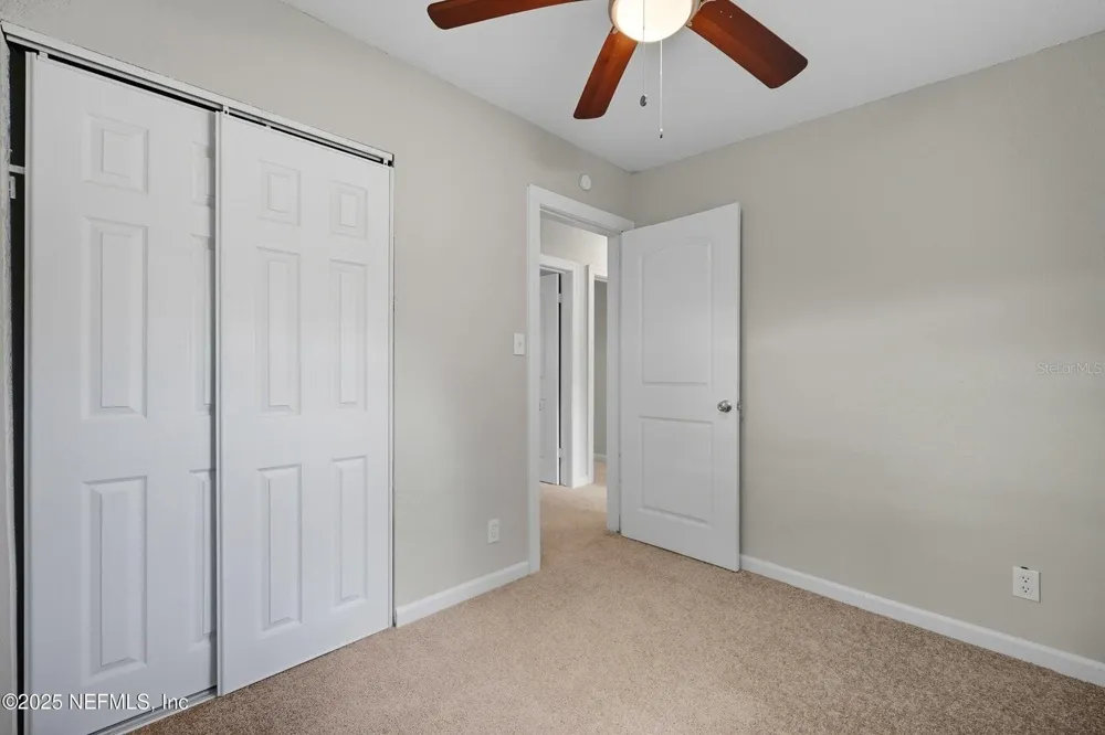 5306 PARIS AVENUE Jacksonville, FL 32209