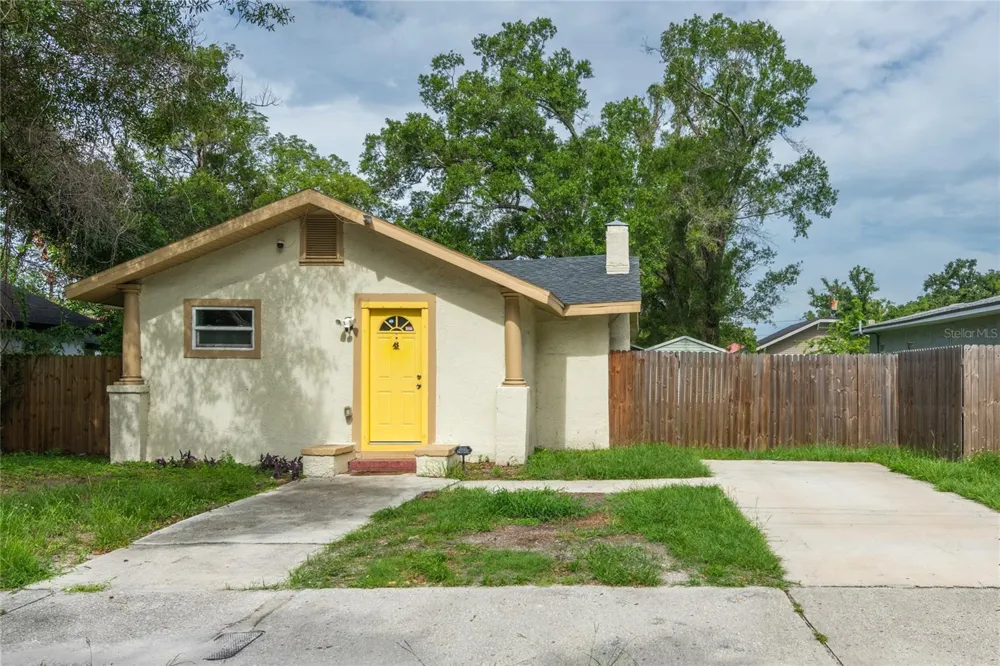 8006 14TH STREET Tampa, FL 33604