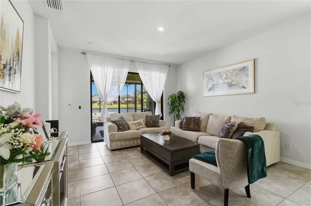5517 SUMMIT GLEN Bradenton, FL 34203
