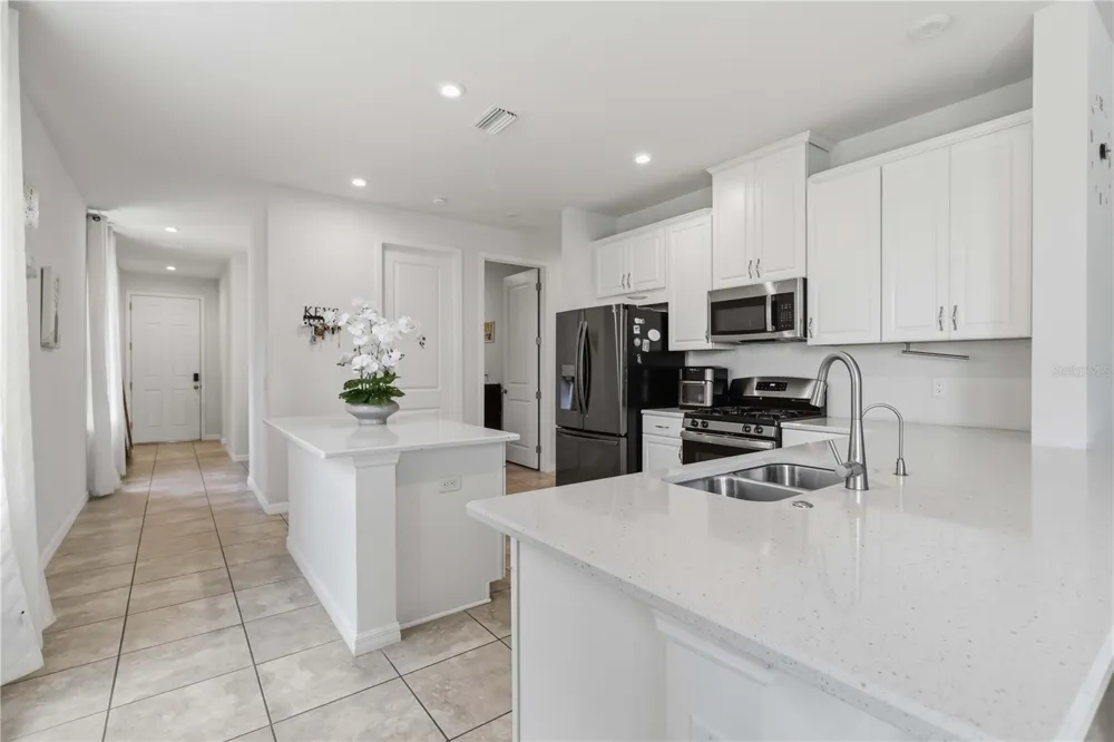 5517 SUMMIT GLEN Bradenton, FL 34203