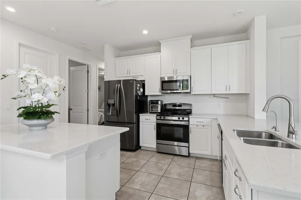 5517 SUMMIT GLEN Bradenton, FL 34203