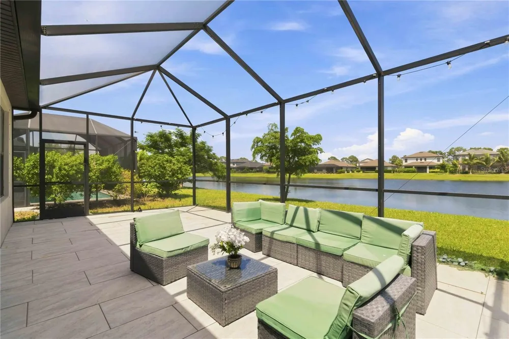 5517 SUMMIT GLEN Bradenton, FL 34203