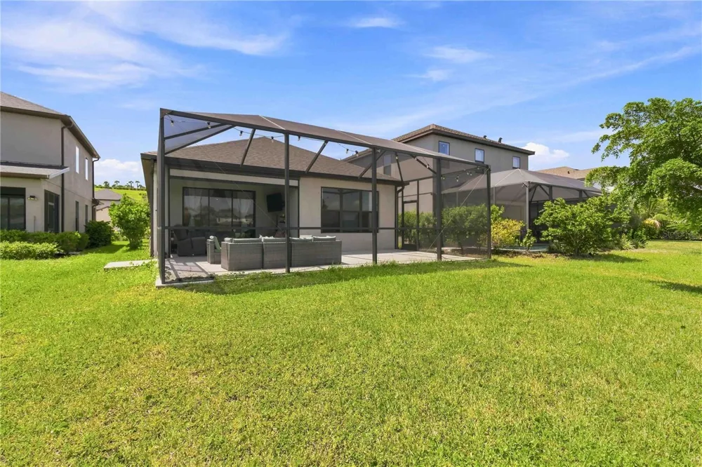 5517 SUMMIT GLEN Bradenton, FL 34203