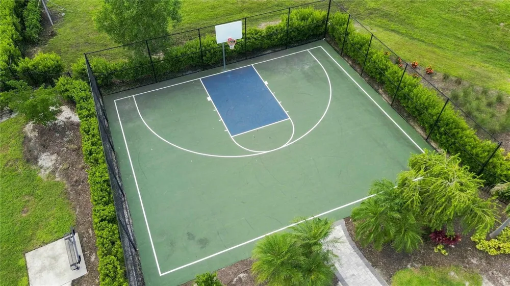 5517 SUMMIT GLEN Bradenton, FL 34203
