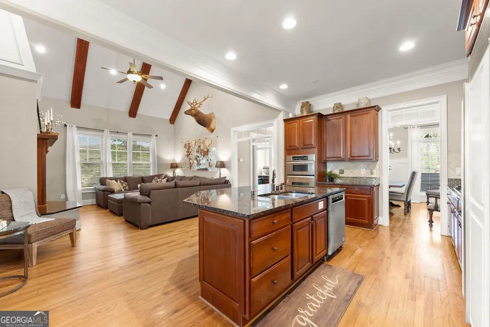 492 Jonney Thomas RD Cleveland, GA 30528