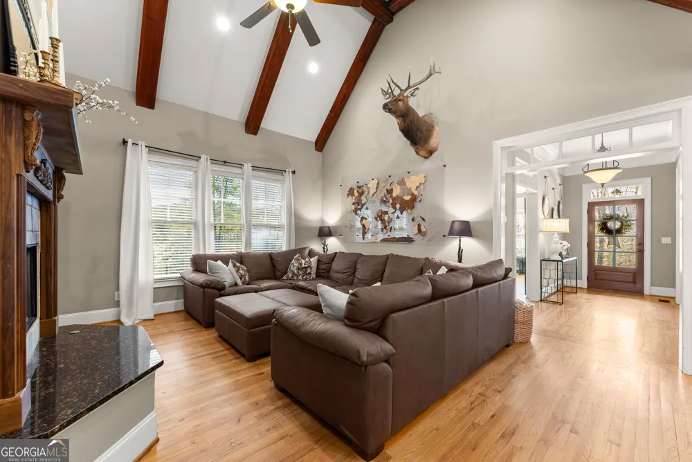 492 Jonney Thomas RD Cleveland, GA 30528