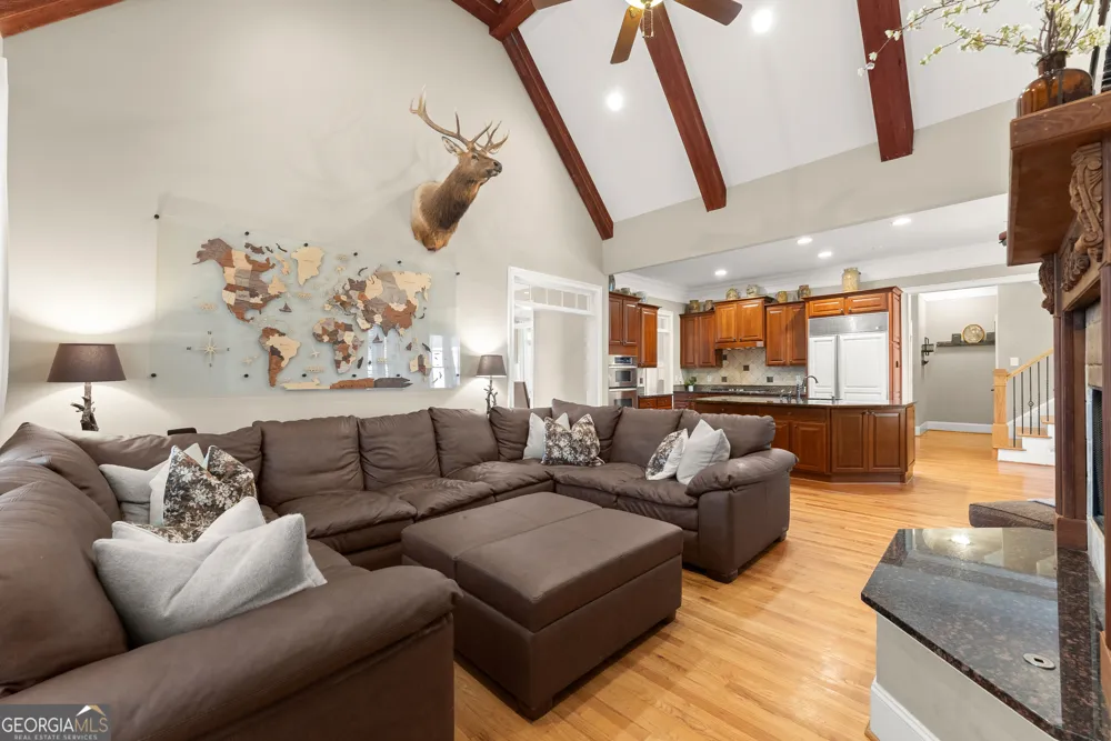 492 Jonney Thomas RD Cleveland, GA 30528