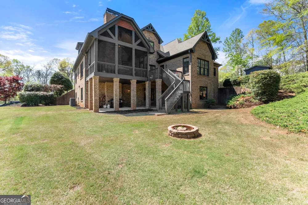 492 Jonney Thomas RD Cleveland, GA 30528