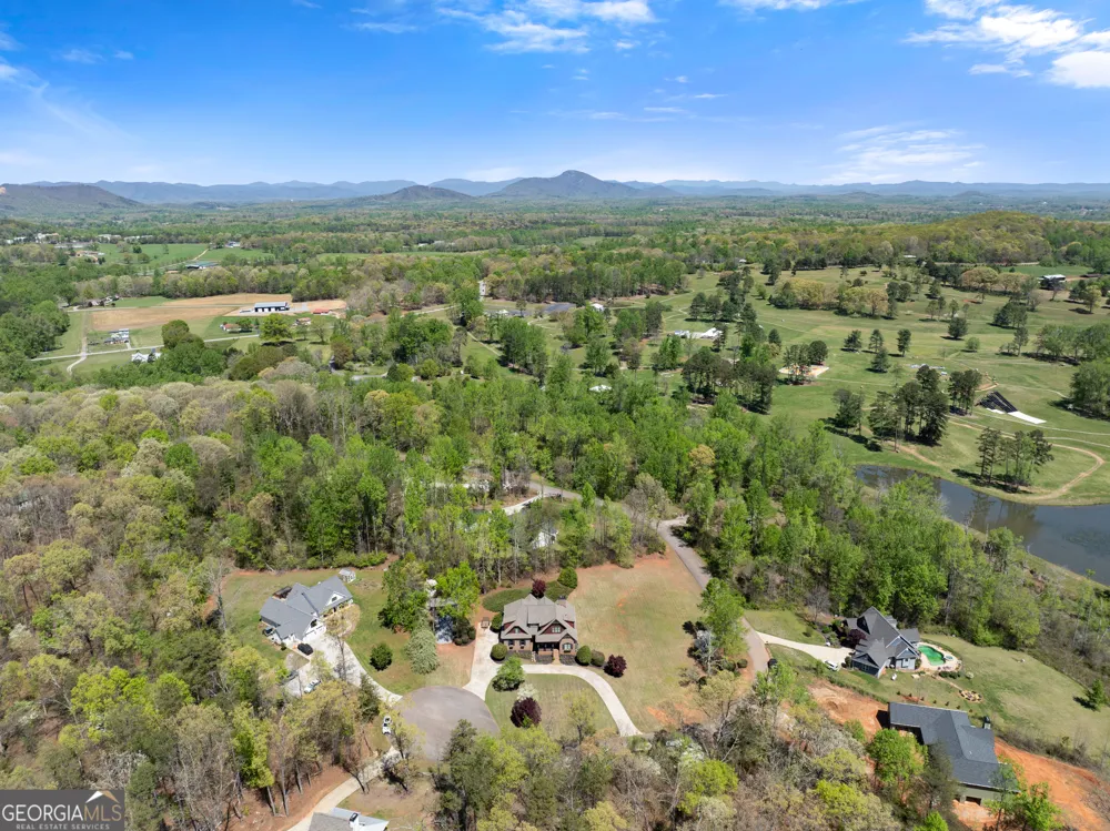 492 Jonney Thomas RD Cleveland, GA 30528