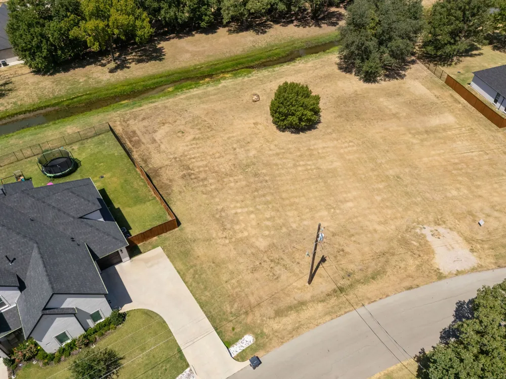 7614 Cranford Court Arlington, TX 76001