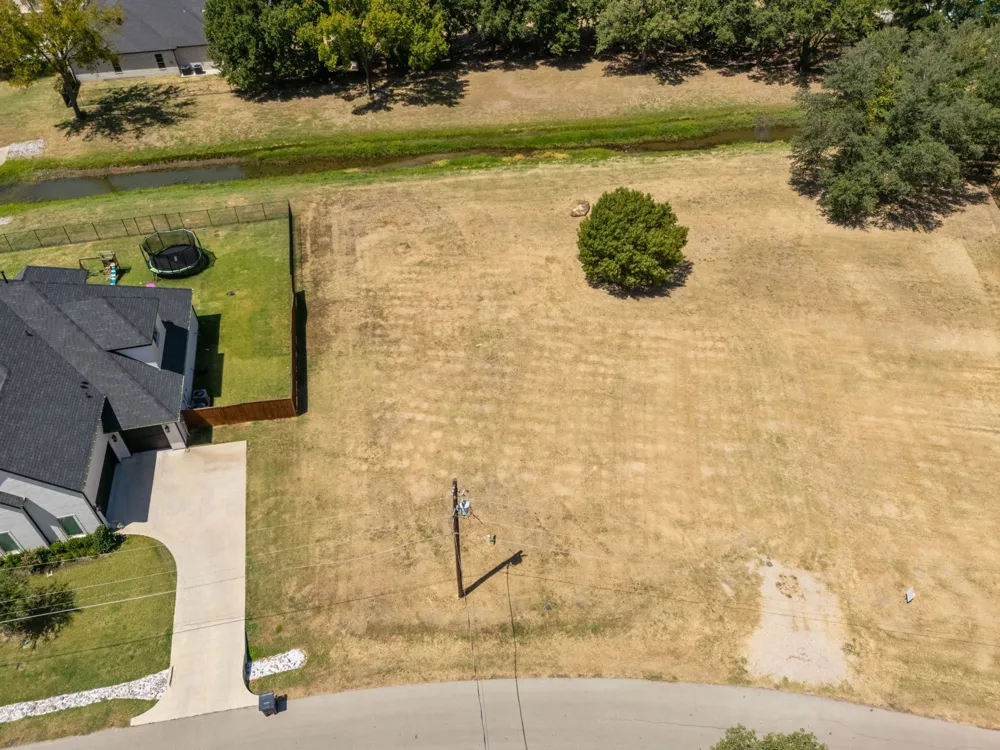 7614 Cranford Court Arlington, TX 76001