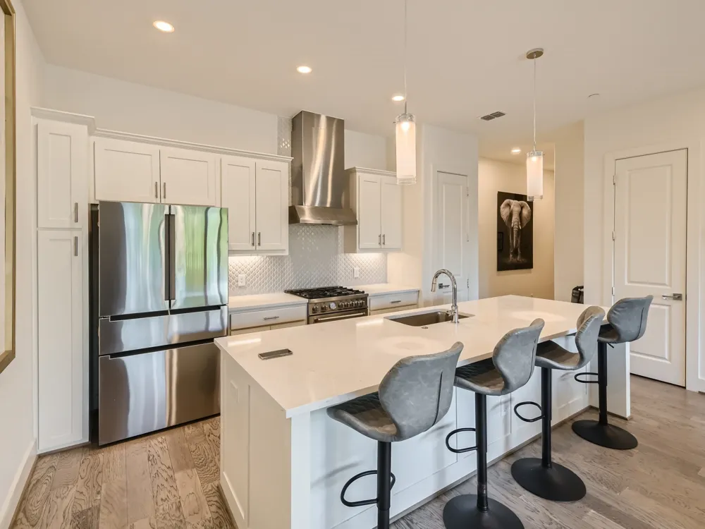 15875 Spectrum Drive #2101 Addison, TX 75001