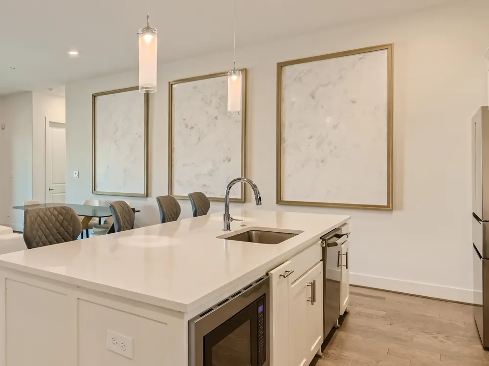 15875 Spectrum Drive #2101 Addison, TX 75001