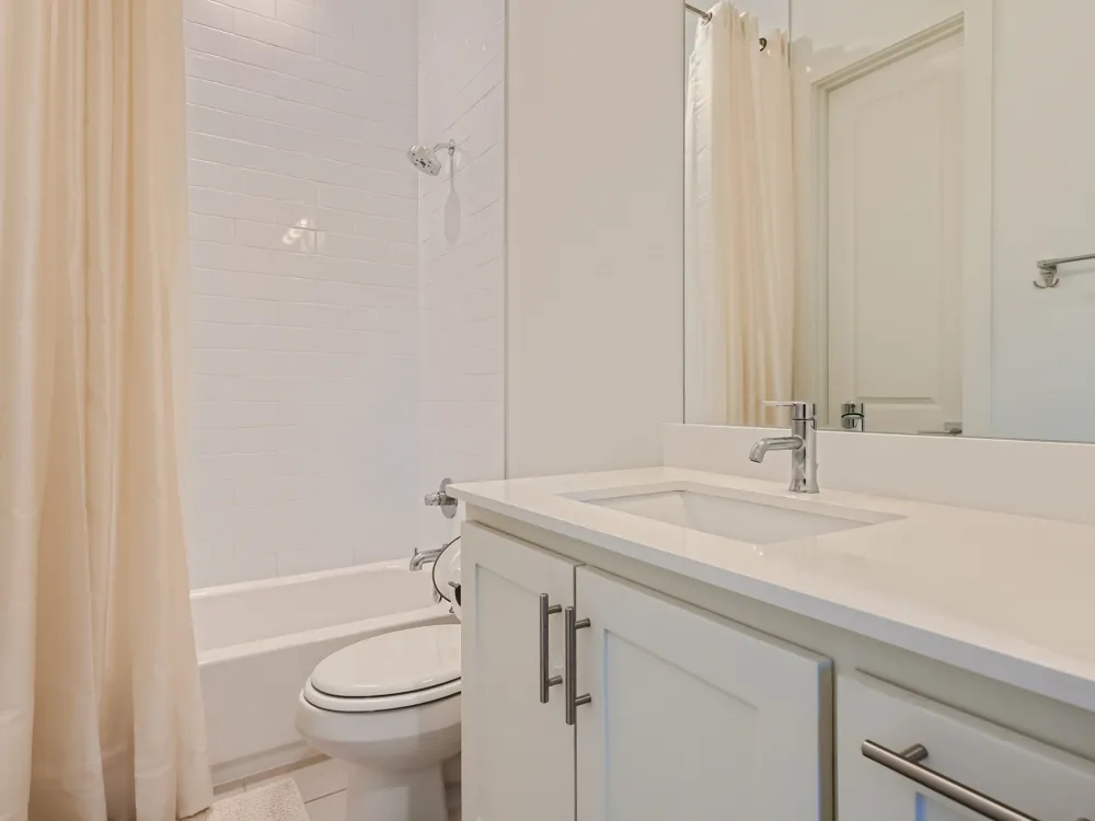 15875 Spectrum Drive #2101 Addison, TX 75001