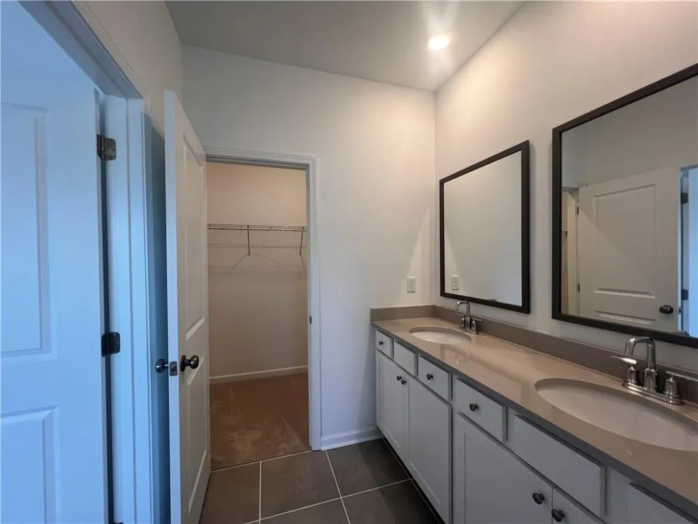 606 Alder Creek Way Cumming, GA 30040