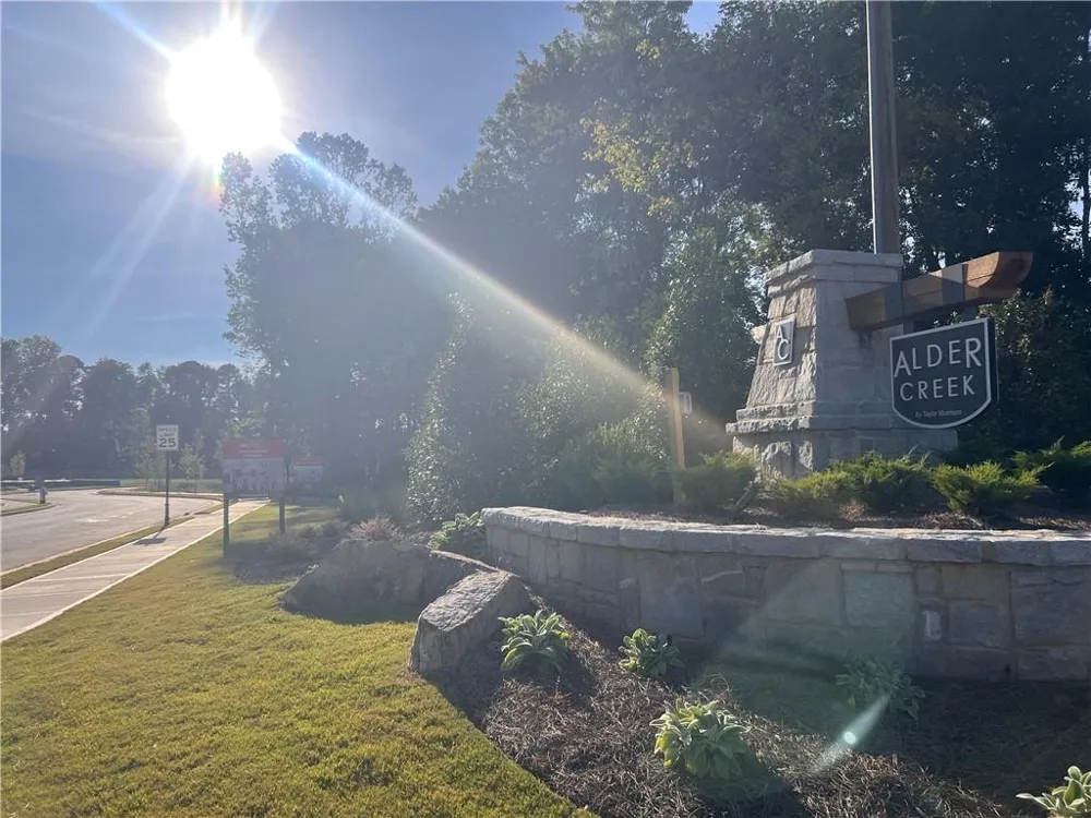 606 Alder Creek Way Cumming, GA 30040
