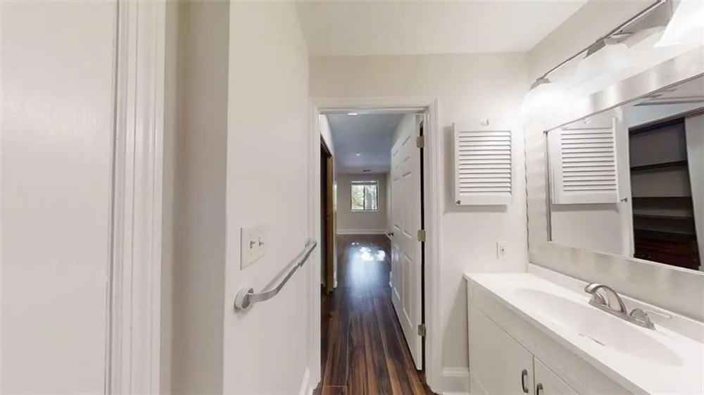 300 Johnson Ferry Road NE #A206 Sandy Springs, GA 30328