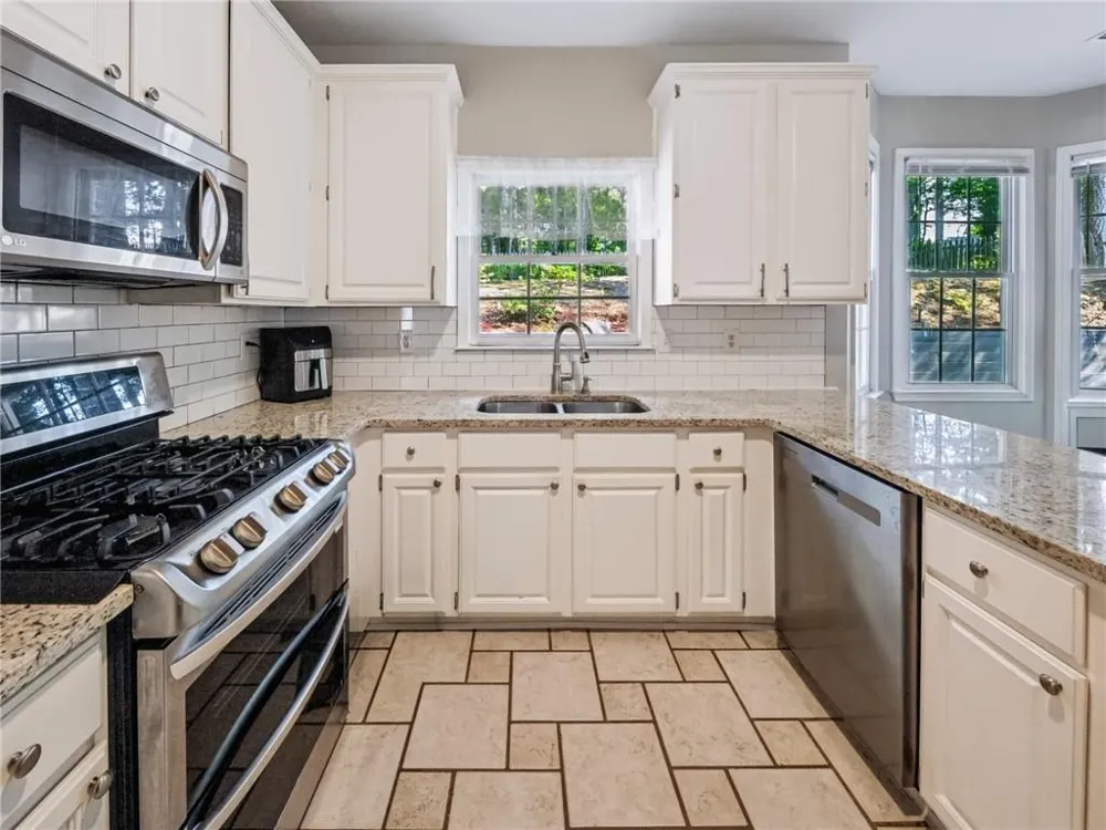 2610 River Summit Drive Duluth, GA 30097