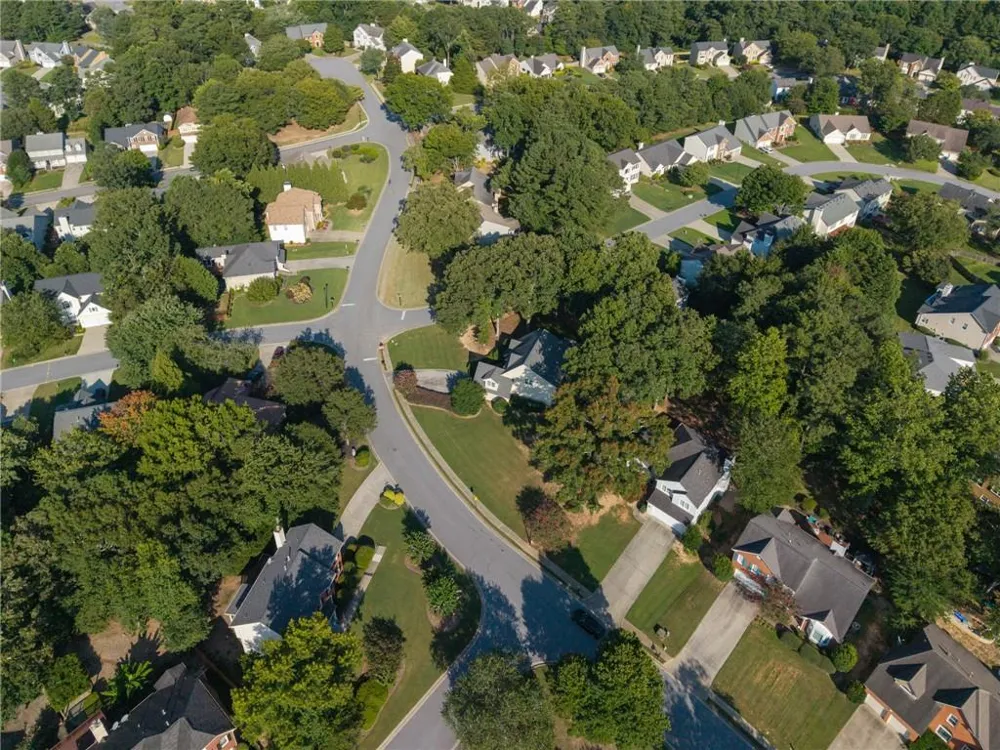2610 River Summit Drive Duluth, GA 30097