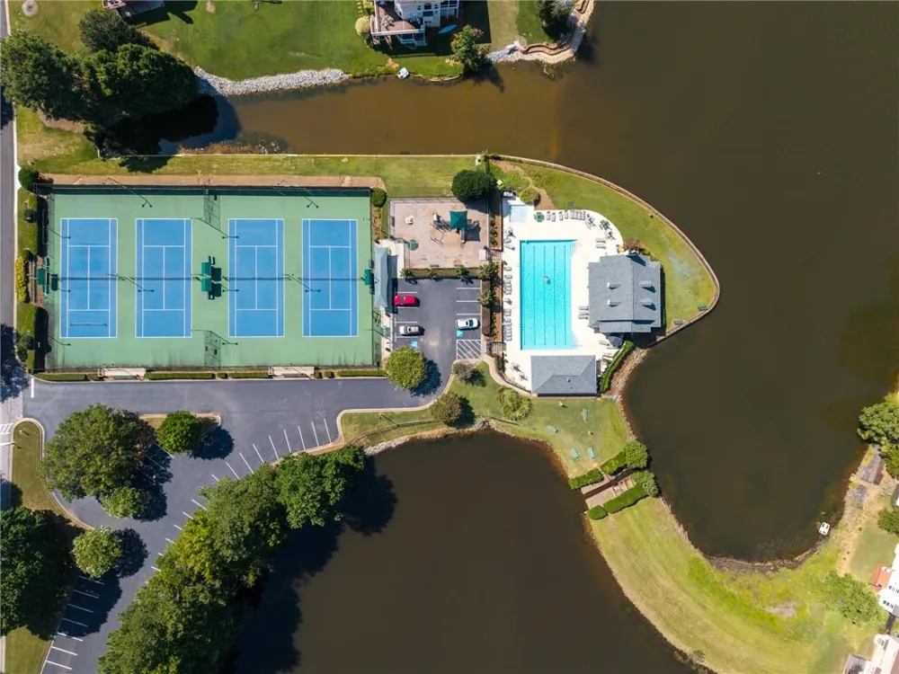 2610 River Summit Drive Duluth, GA 30097