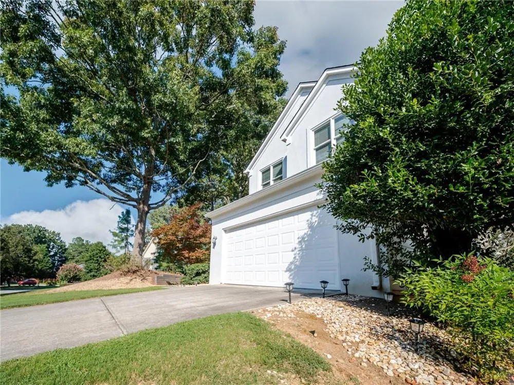 2610 River Summit Drive Duluth, GA 30097