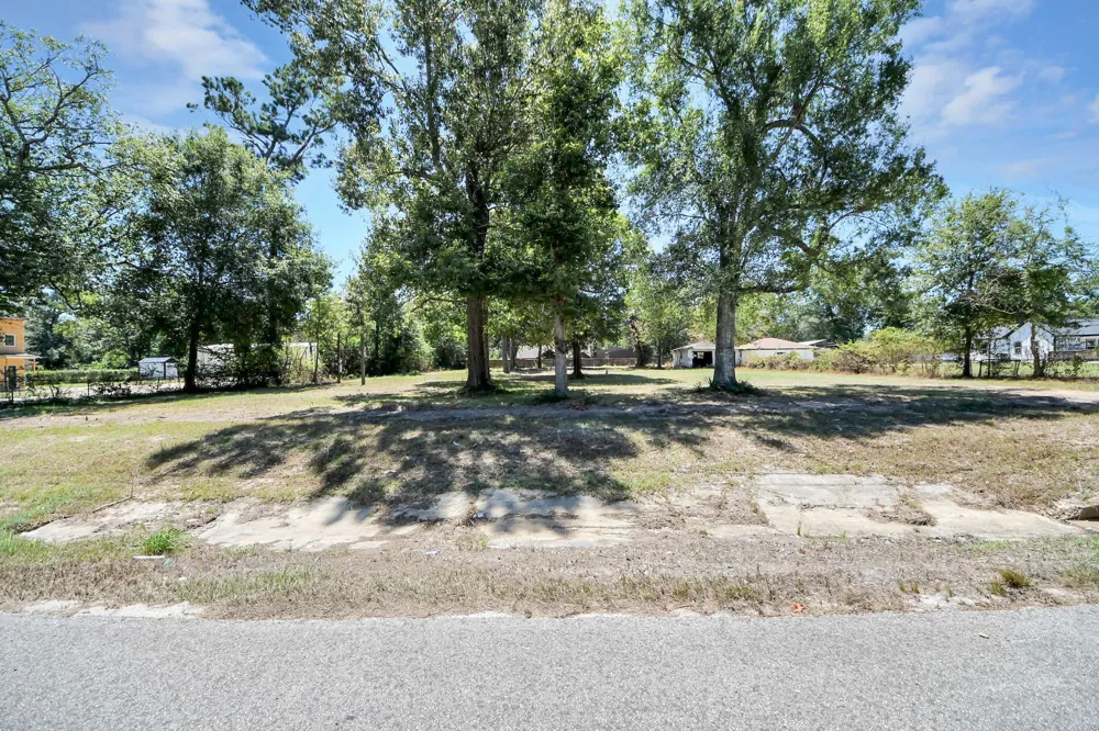 14112 Fm 1485 Road Conroe, TX 77306