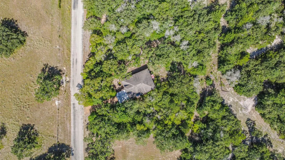 6606 Longpoint Road Burton, TX 77835
