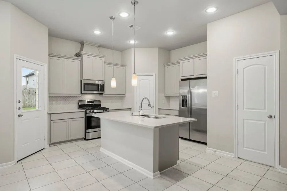 8734 Laurel Crest Drive Missouri City, TX 77459