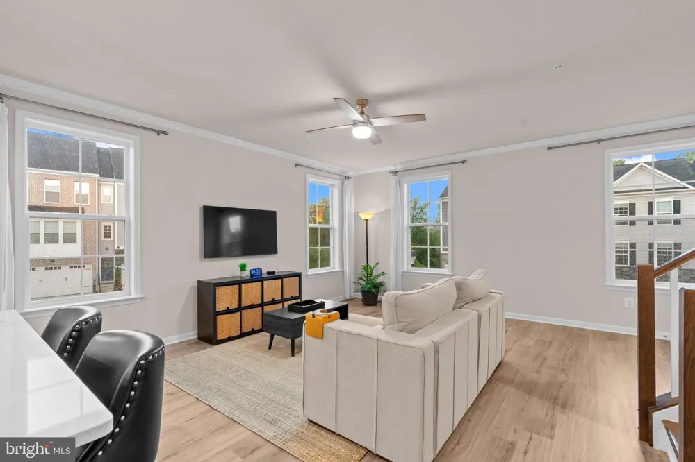 1039 OVERLOOK WAY Laurel, MD 20707