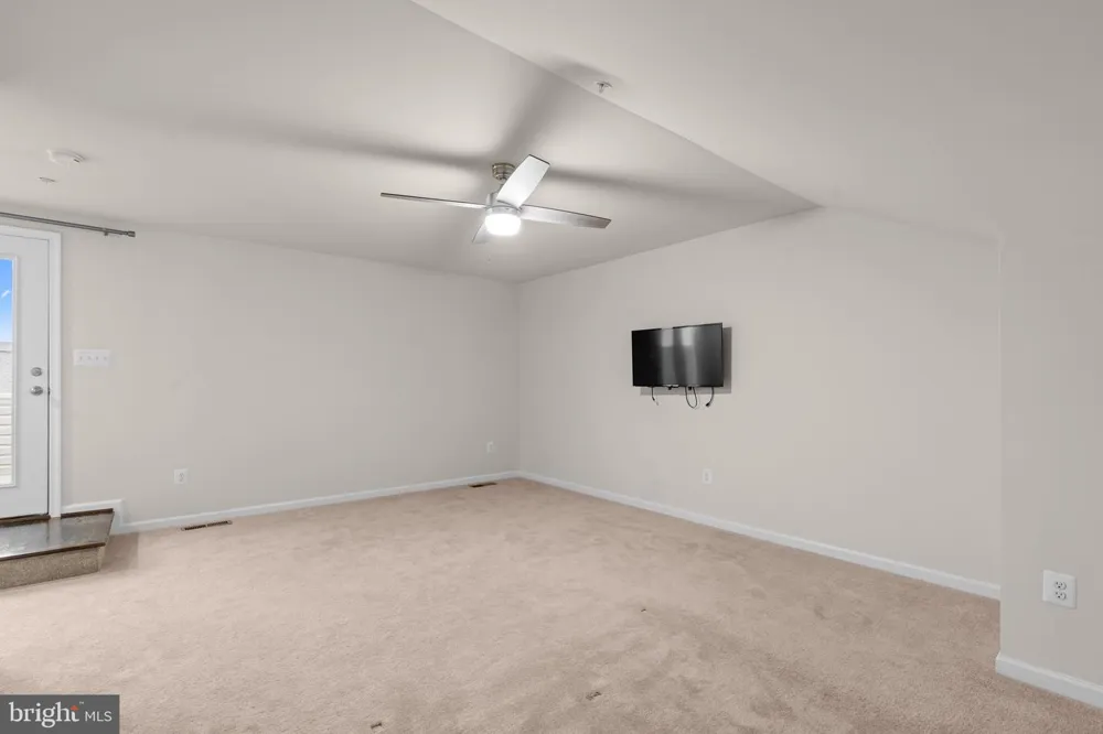 1039 OVERLOOK WAY Laurel, MD 20707