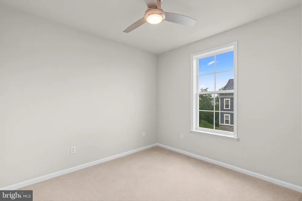 1039 OVERLOOK WAY Laurel, MD 20707