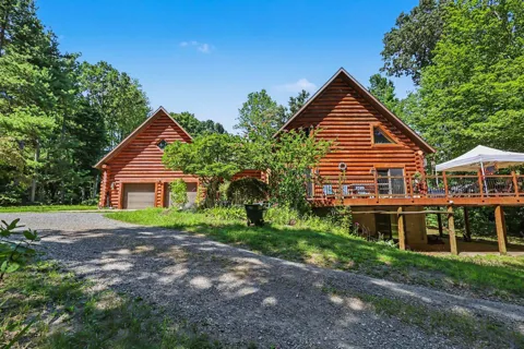 17182 Arthur Court